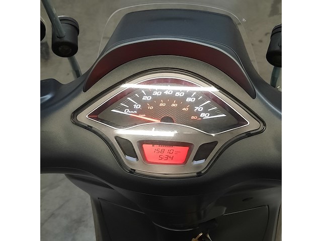 Snorscooter, piaggio, vespa sprint 4t, 2017 - afbeelding 4 van  17