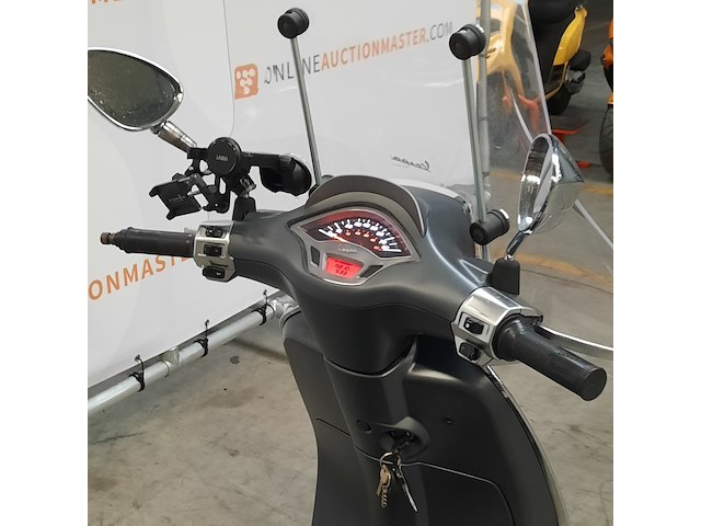 Snorscooter, piaggio, vespa sprint 4t, 2017 - afbeelding 17 van  17