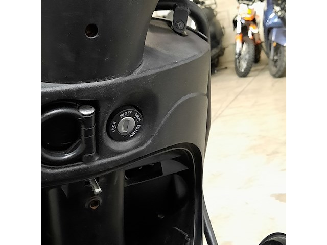 Snorscooter, piaggio, zip, 2020 - afbeelding 7 van  16