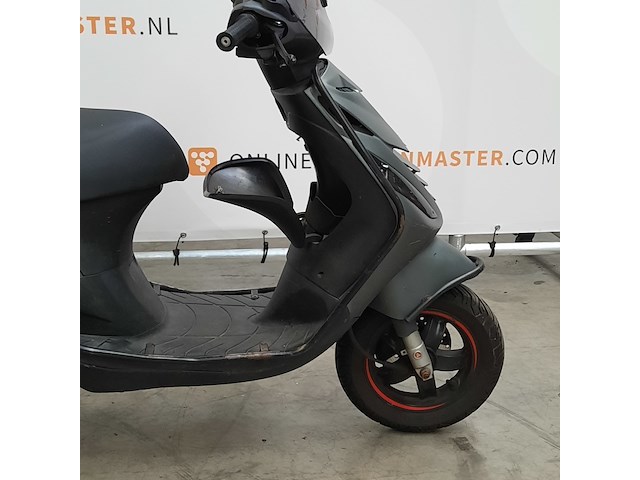 Snorscooter, piaggio, zip, 2020 - afbeelding 10 van  16