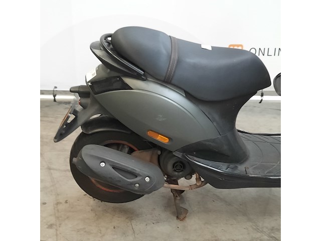 Snorscooter, piaggio, zip, 2020 - afbeelding 16 van  16
