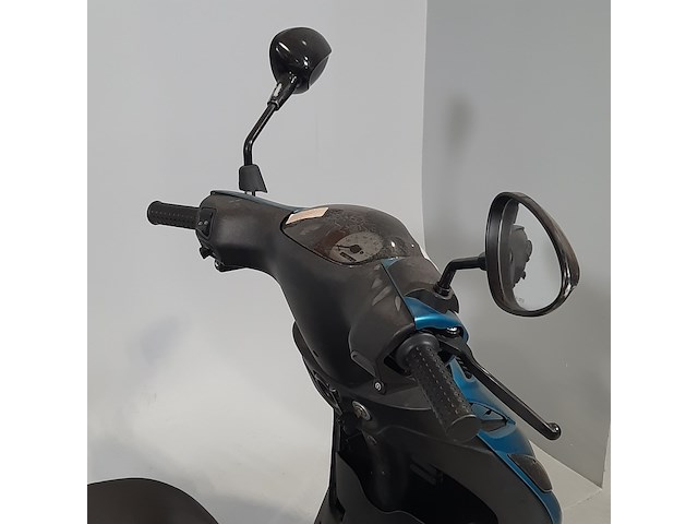 Snorscooter, piaggio, zip, 2020 - afbeelding 16 van  16