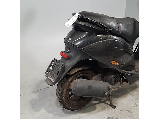 Snorscooter, piaggio, zip, 2020 - afbeelding 12 van  15