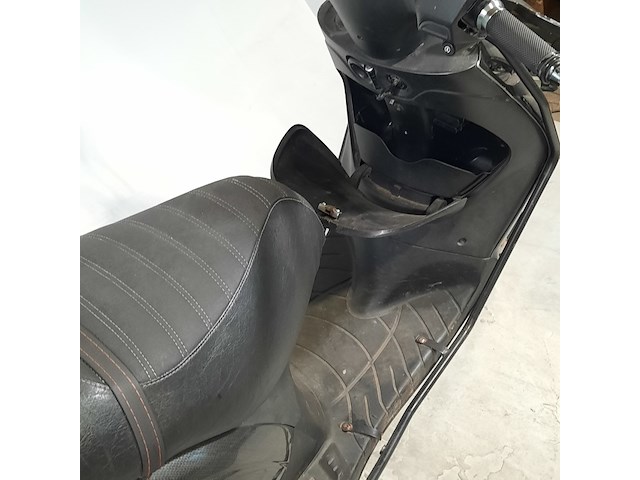 Snorscooter, piaggio, zip, 2020 - afbeelding 14 van  15