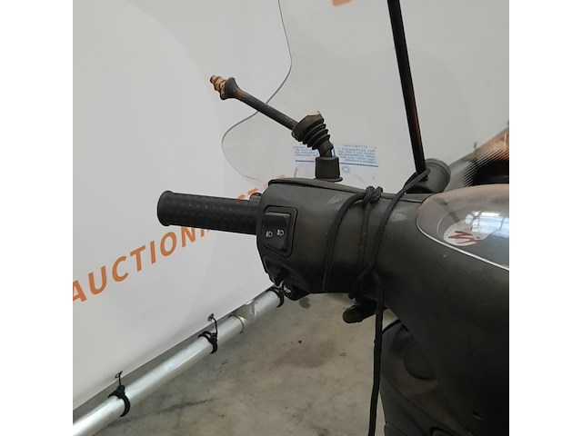 Snorscooter, piaggio, zip, 2021 - afbeelding 15 van  15