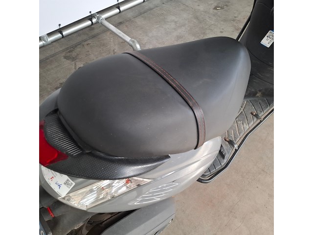 Snorscooter, piaggio, zip, 2024 - afbeelding 7 van  30