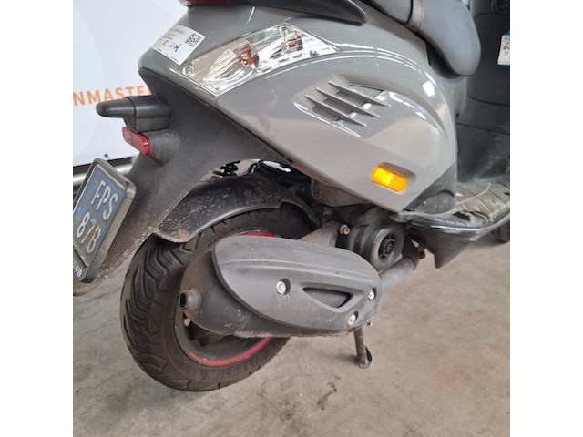 Snorscooter, piaggio, zip, 2024 - afbeelding 10 van  30