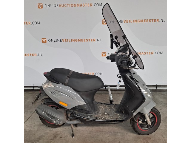 Snorscooter, piaggio, zip, 2024 - afbeelding 1 van  30