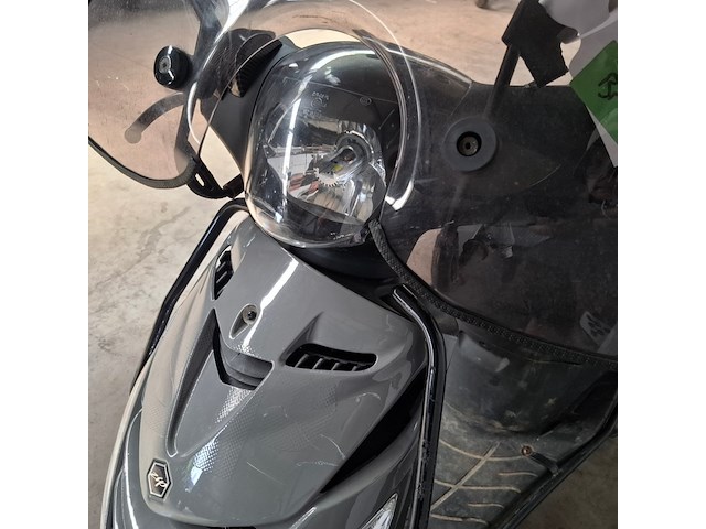 Snorscooter, piaggio, zip, 2024 - afbeelding 18 van  30