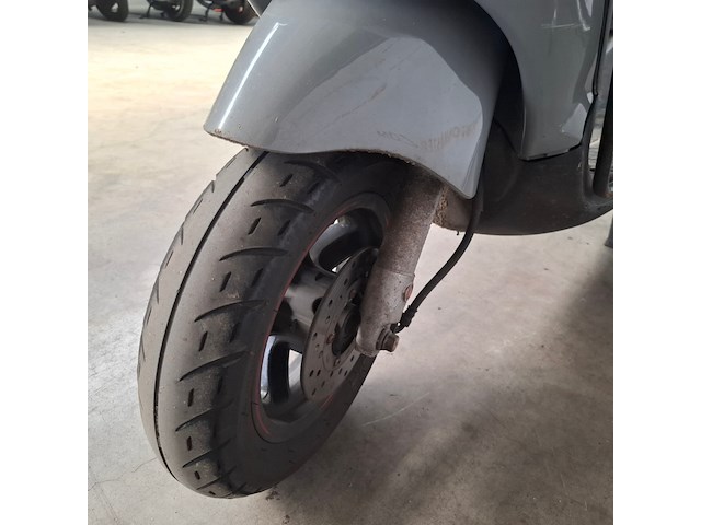 Snorscooter, piaggio, zip, 2024 - afbeelding 20 van  30