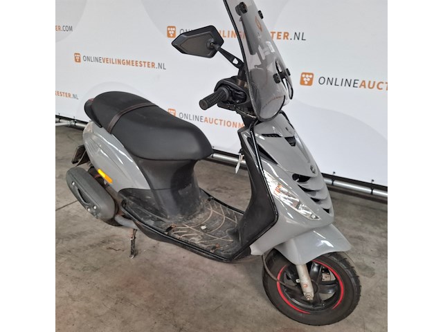 Snorscooter, piaggio, zip, 2024 - afbeelding 12 van  30