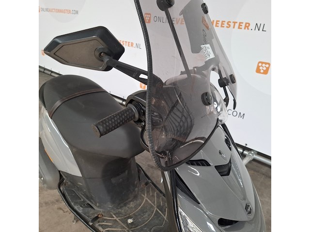 Snorscooter, piaggio, zip, 2024 - afbeelding 25 van  30