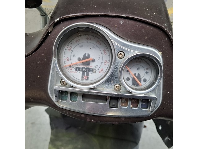 Snorscooter, vespa, c38, 2012 - afbeelding 2 van  35