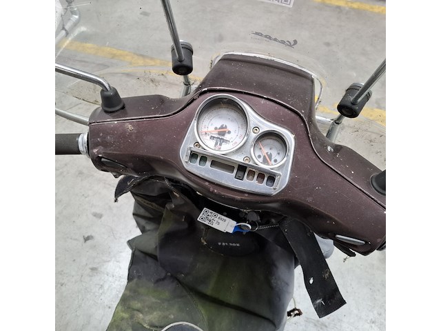 Snorscooter, vespa, c38, 2012 - afbeelding 35 van  35