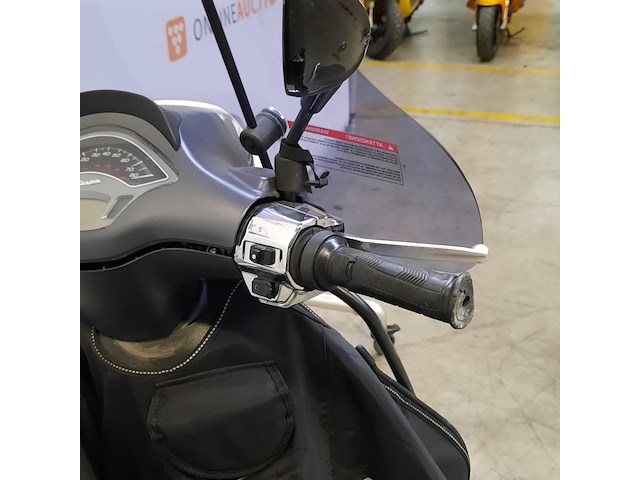 Snorscooter, vespa piaggio, sprint, 2021 - afbeelding 35 van  47