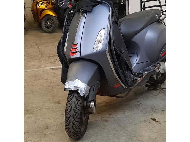 Snorscooter, vespa piaggio, sprint, 2021 - afbeelding 41 van  47