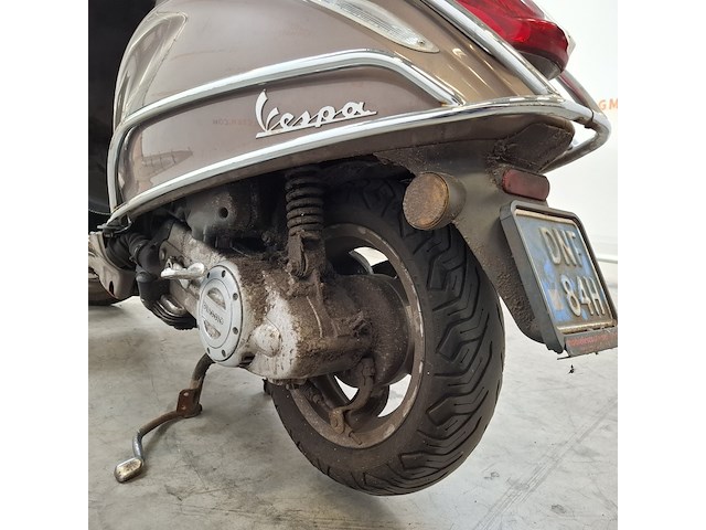 Snorscooter, vespa, primavera , 2017 - afbeelding 10 van  32