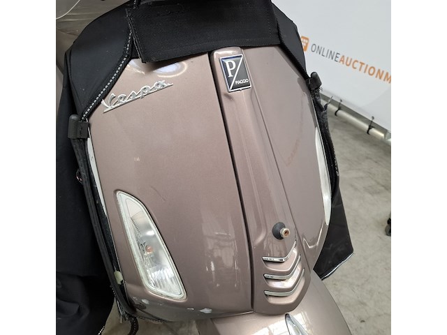 Snorscooter, vespa, primavera , 2017 - afbeelding 28 van  32