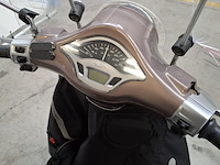 Snorscooter, vespa, primavera , 2017 - afbeelding 32 van  32
