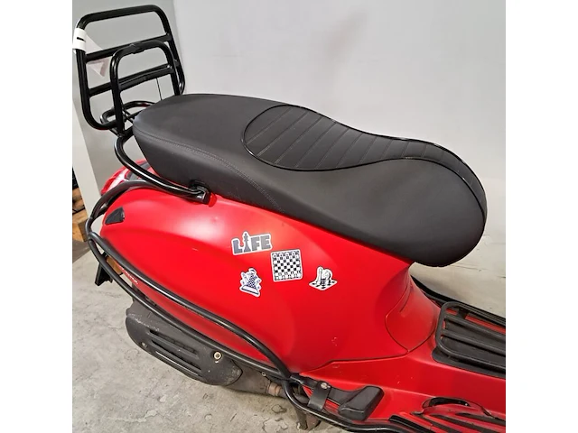 Snorscooter, vespa, primavera, 2019 - afbeelding 5 van  22