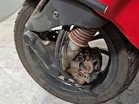 Snorscooter, vespa, primavera, 2019 - afbeelding 13 van  22