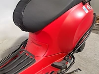 Snorscooter, vespa, primavera, 2019 - afbeelding 14 van  22