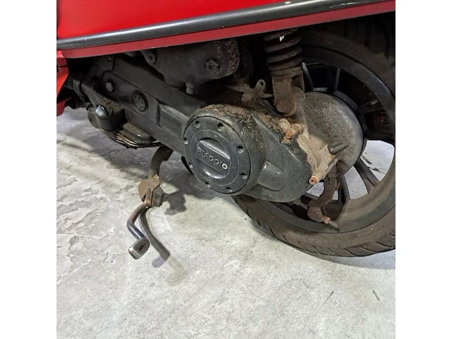 Snorscooter, vespa, primavera, 2019 - afbeelding 15 van  22