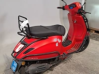 Snorscooter, vespa, primavera, 2019 - afbeelding 12 van  22