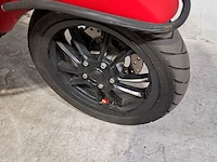 Snorscooter, vespa, primavera, 2019 - afbeelding 17 van  22