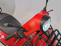 Snorscooter, vespa, primavera, 2019 - afbeelding 19 van  22