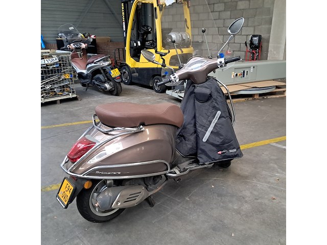 Snorscooter, vespa, primavera 4t, 2014 - afbeelding 31 van  36