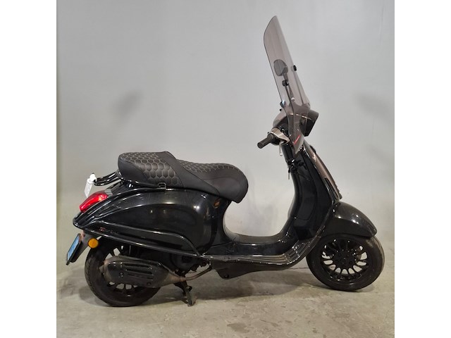 Snorscooter, vespa, sprint, 2018 - afbeelding 1 van  13