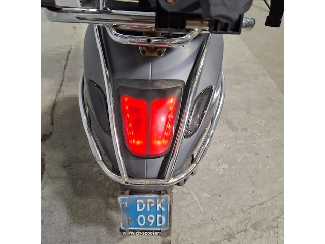 Snorscooter, vespa, sprint, 2018 - afbeelding 11 van  22