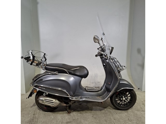 Snorscooter, vespa, sprint, 2018 - afbeelding 1 van  22
