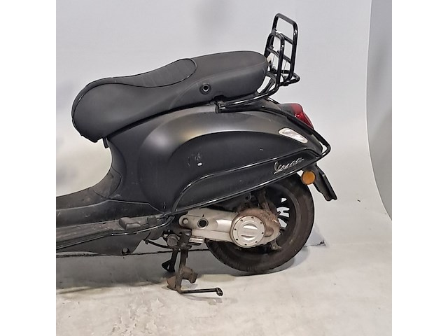 Snorscooter, vespa, sprint, 2019 - afbeelding 9 van  18