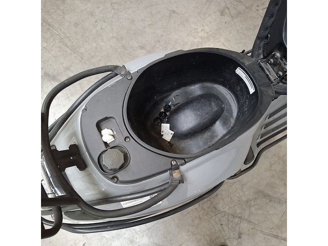Snorscooter, vespa, sprint, 2019 - afbeelding 3 van  27