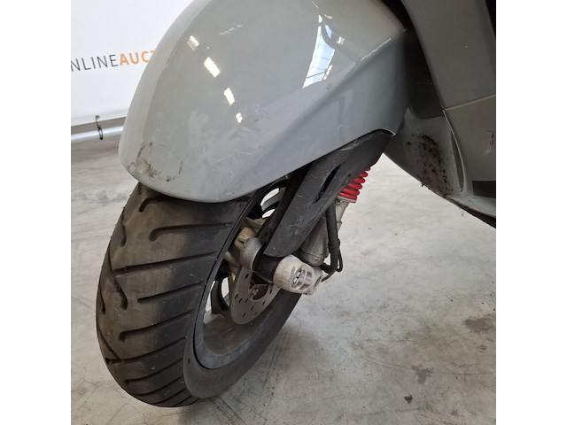 Snorscooter, vespa, sprint, 2019 - afbeelding 19 van  27