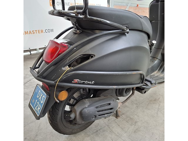 Snorscooter, vespa, sprint, 2020 - afbeelding 8 van  28