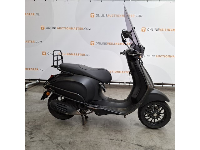 Snorscooter, vespa, sprint, 2020 - afbeelding 1 van  28
