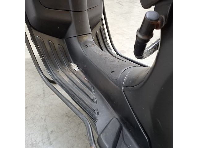 Snorscooter, vespa, sprint, 2020 - afbeelding 14 van  28