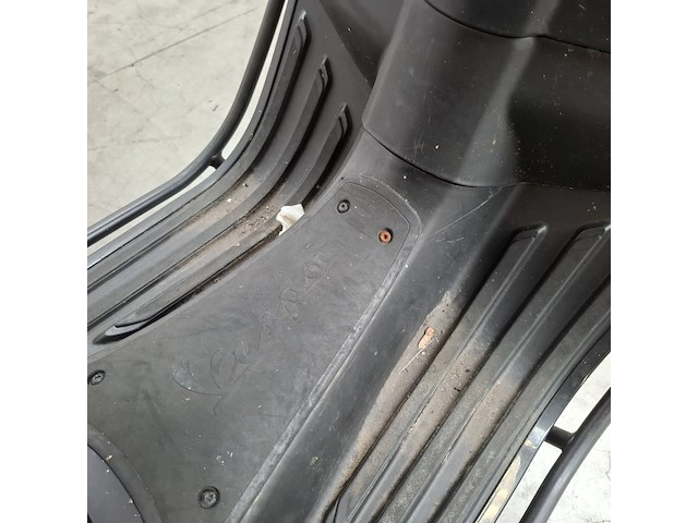 Snorscooter, vespa, sprint, 2020 - afbeelding 28 van  28
