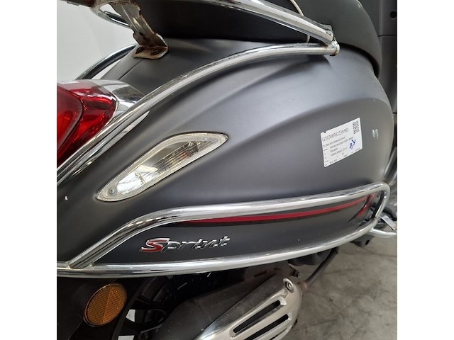 Snorscooter, vespa, sprint, 2020 - afbeelding 10 van  28