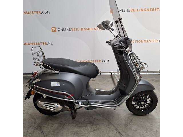 Snorscooter, vespa, sprint, 2020 - afbeelding 1 van  28