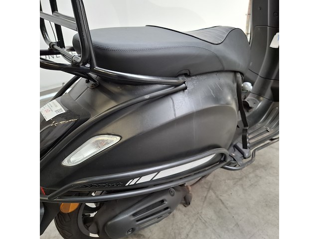 Snorscooter, vespa, sprint, 2020 - afbeelding 8 van  28