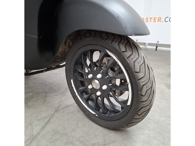 Snorscooter, vespa, sprint, 2020 - afbeelding 24 van  28