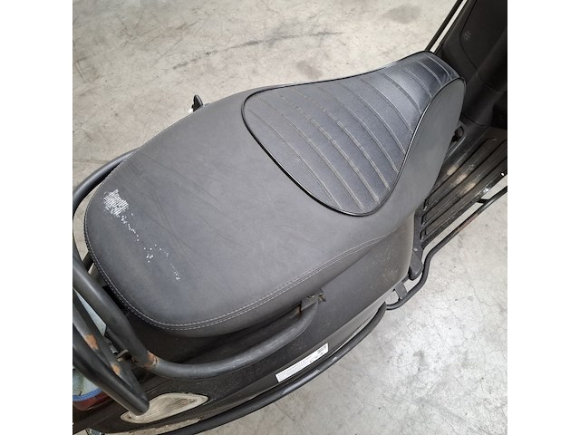 Snorscooter, vespa , sprint, 2020 - afbeelding 2 van  29