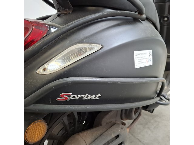 Snorscooter, vespa , sprint, 2020 - afbeelding 10 van  29