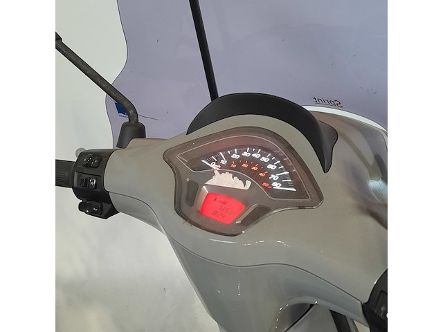 Snorscooter, vespa, sprint, 2020 - afbeelding 21 van  21