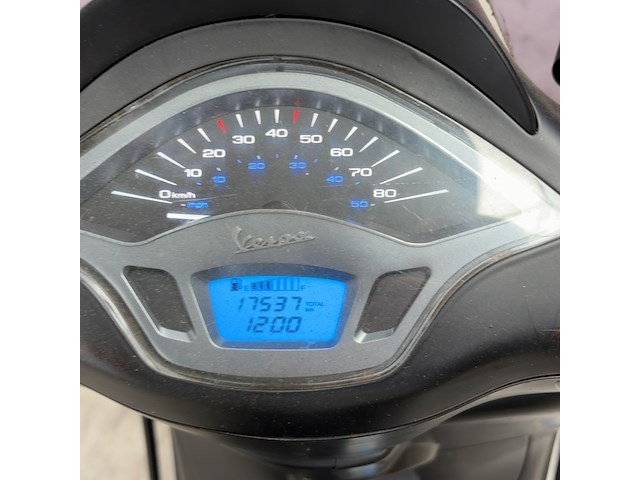 Snorscooter, vespa, sprint 4t, 2014 - afbeelding 10 van  12