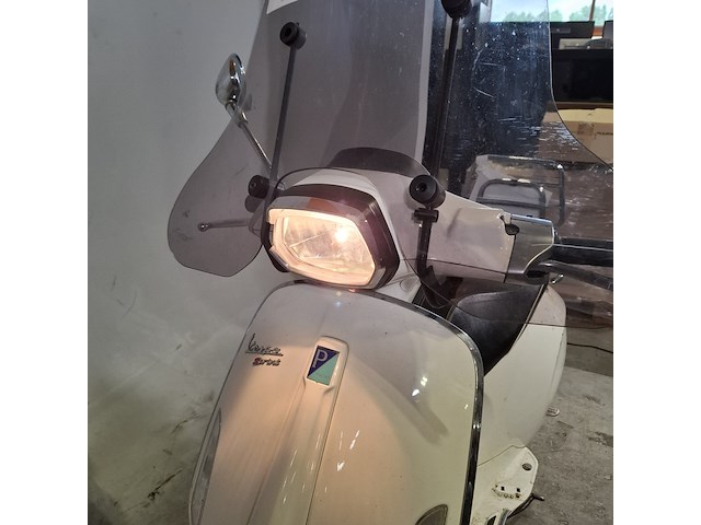 Snorscooter, vespa, sprint 4t, 2015 - afbeelding 19 van  23